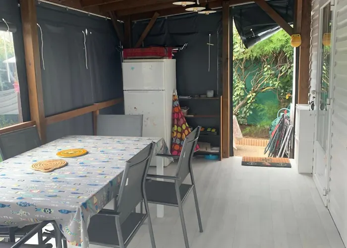 Kemp Mobil Avec Piscine Avec Acces Direct Dans 5 Etoiles Brétignolles-sur-Mer