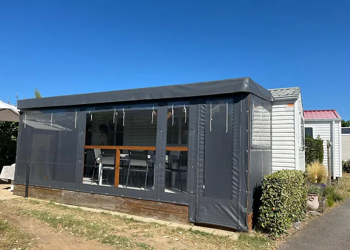 Mobil Avec Piscine Avec Acces Direct Dans 5 Etoiles Kemp Brétignolles-sur-Mer