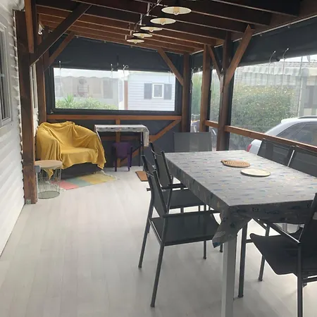 Mobil Avec Piscine Avec Acces Direct Dans 5 Etoiles Camping