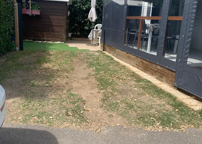 Mobil Avec Piscine Avec Acces Direct Dans 5 Etoiles Parque de Campismo