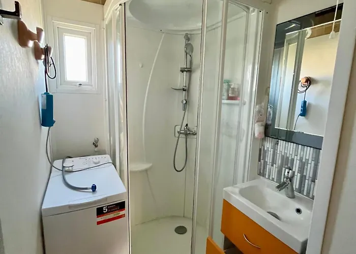 Parque de Campismo Mobil Avec Piscine Avec Acces Direct Dans 5 Etoiles