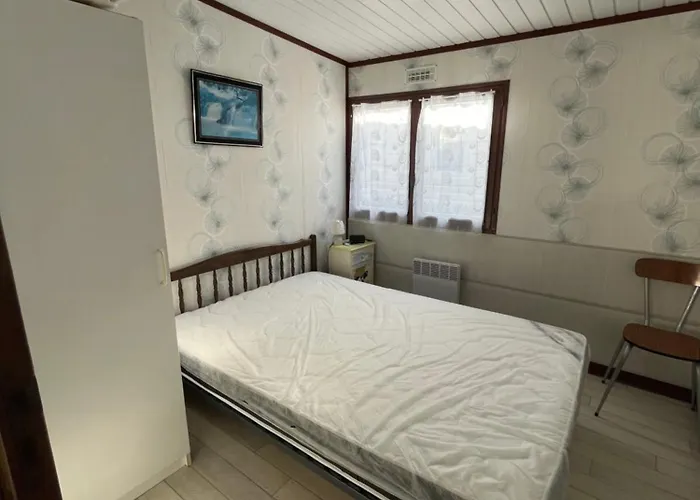 Mobil Avec Piscine Avec Acces Direct Dans 5 Etoiles * Brétignolles-sur-Mer